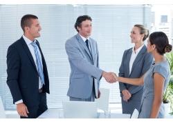 討債公司咨詢拖欠貨款怎么追討